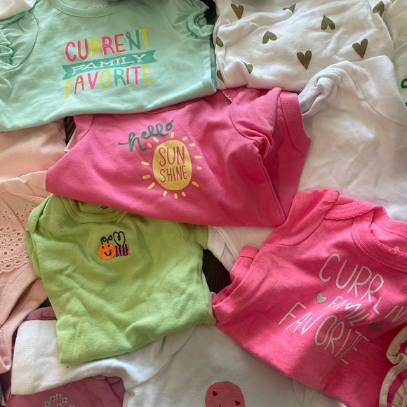 BABY GIRL onesies💗CRAZY DEAL 0-3 mos shirt sleeve, long sleeve and sleeveless! - Picture 11 of 14
